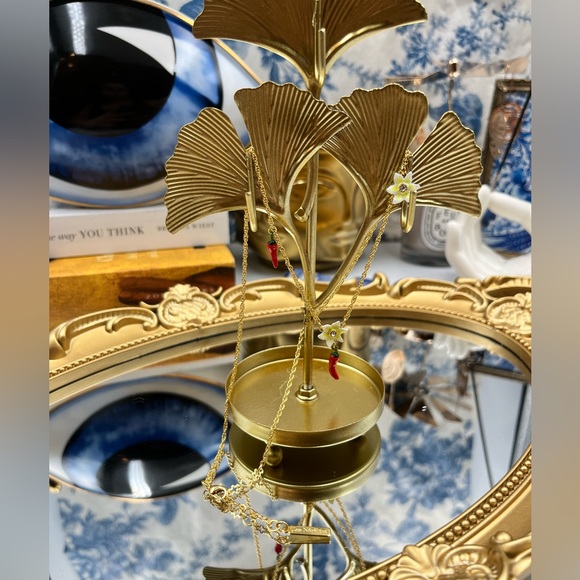 🆕 LES NEREIDES 🧿 Red Chillies and Flowers Pendant Necklace - Picture 7 of 12